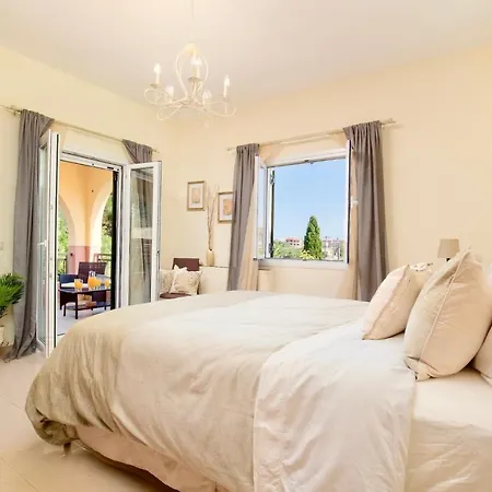 Villa Portview Luxury City Villa With Private Pool *