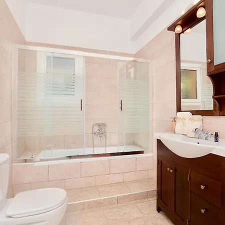 Portview Luxury City Villa With Private Pool Villa